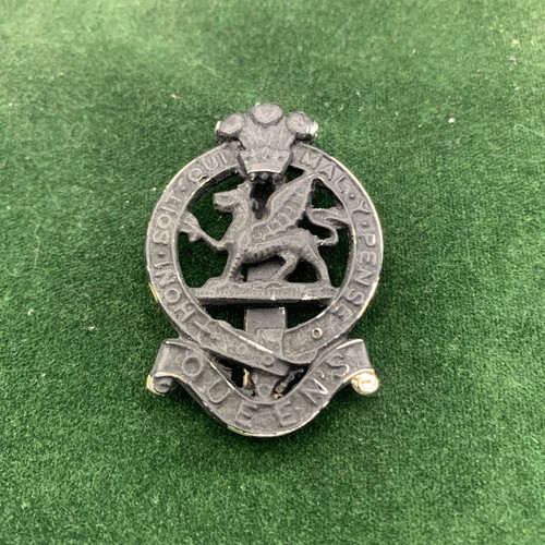 The queens regiment cap badge - queens,