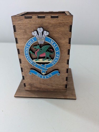 Wooden pen holder with - holder,