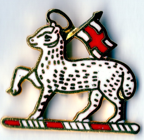 Enamel lapel badge queens - badge,