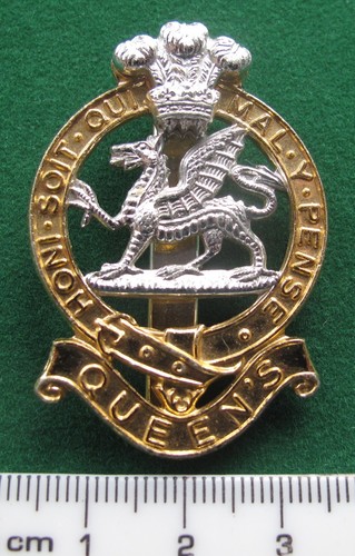 The queens regiment cap - the, badge